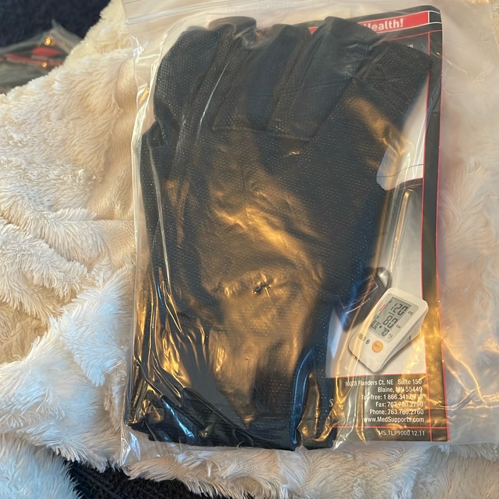 Gloves